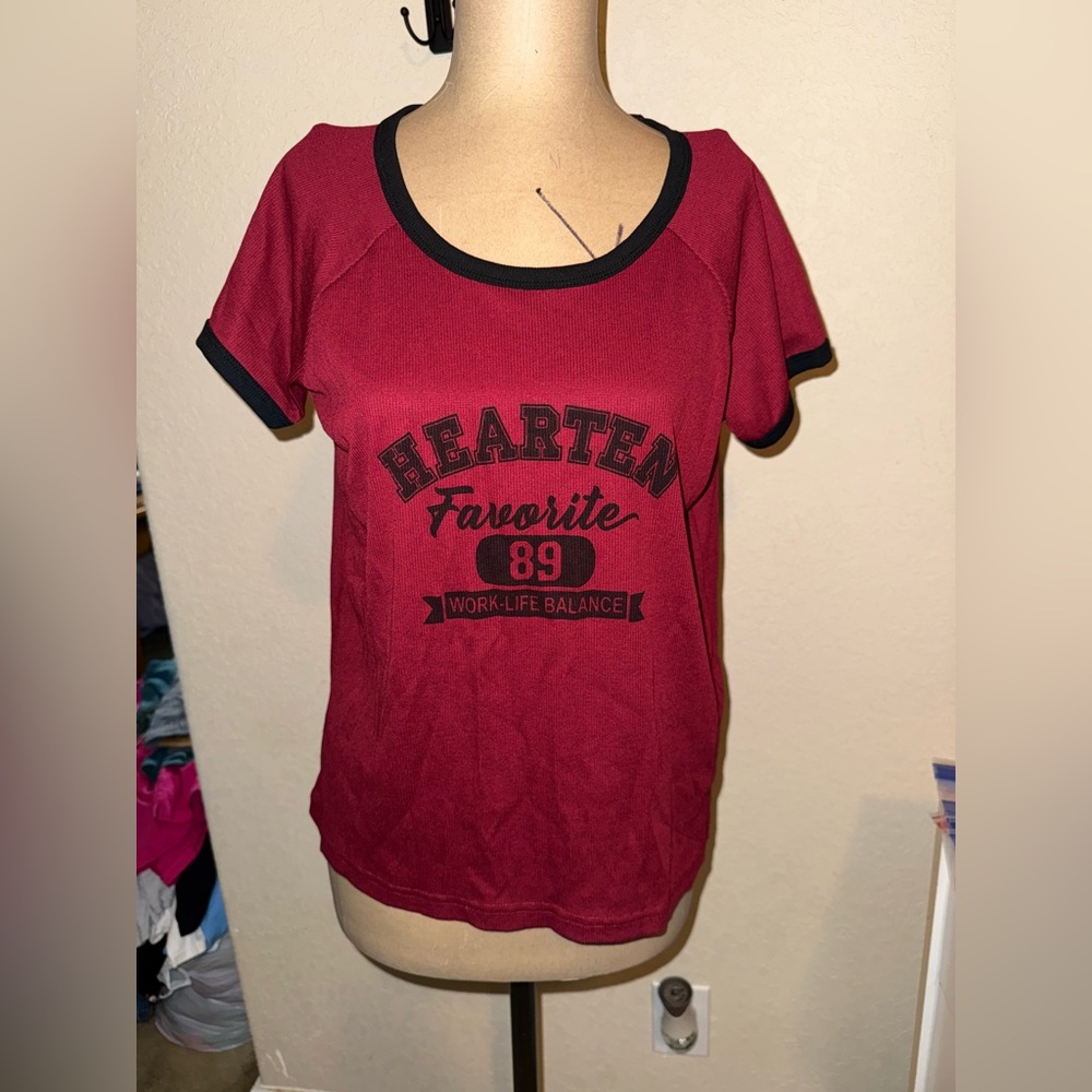 Women’s Dazy T-shirt Size Large